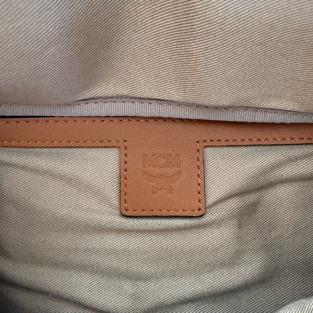 MCM Visetos Belt Bag - Picture 9 of 11